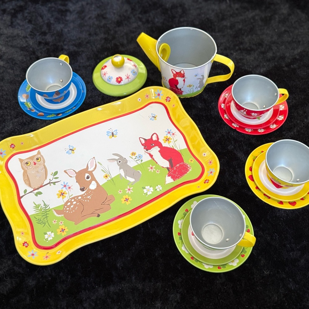 Colorful Woodland Animal Tea Set